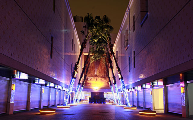 Yes Motel City Resort Paradise