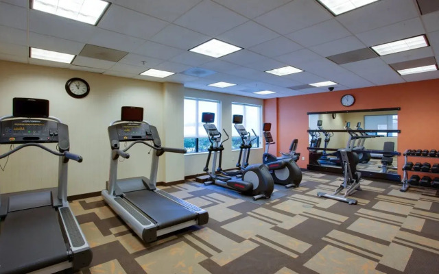 Courtyard by Marriott Republic Aprt Long Island/Farmingdale