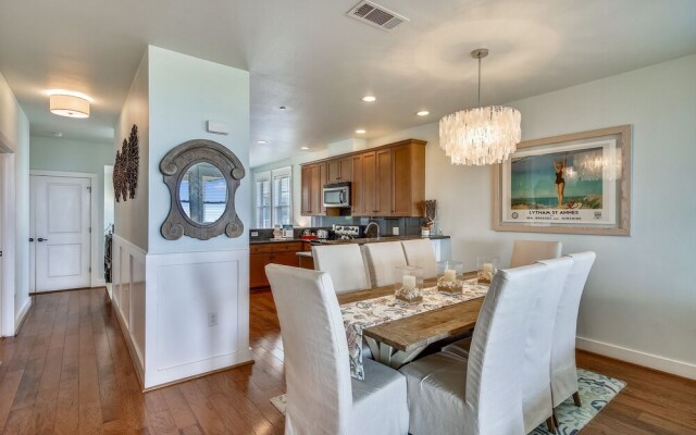 Pointe West 301-beachfront Views