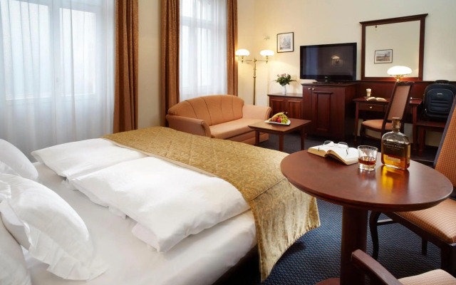 Hotel Excelsior