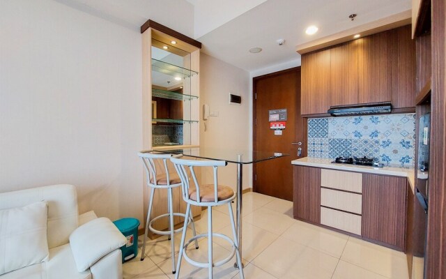 Homey And Simply 1Br M-Town Signature Apartment