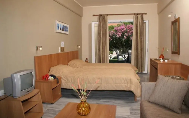 Venus Hotel & Suites