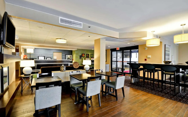 Hampton Inn Detroit/Madison Heights/South Troy