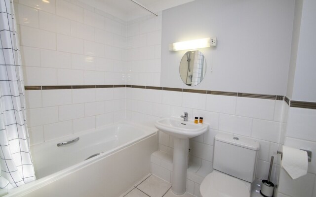 Berkshire Rooms-Bracknell