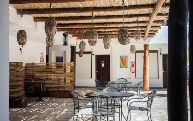 Hotel  Maioris La Paz