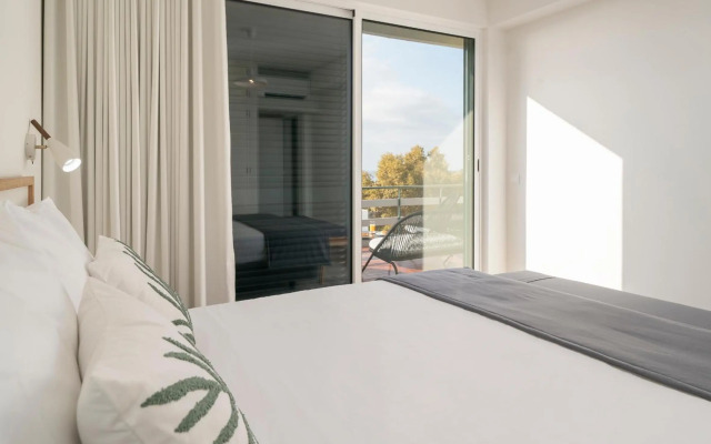 Lido I by An Island Apart