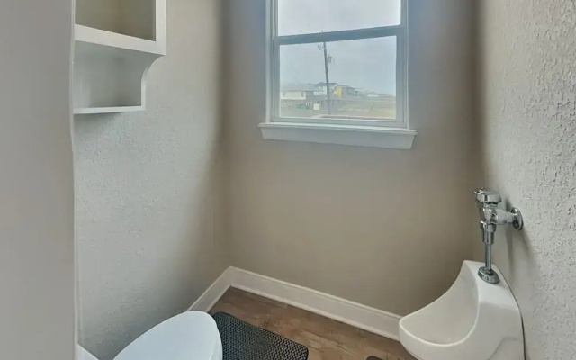 Seaside Eden by Ryson Vacation Rentals