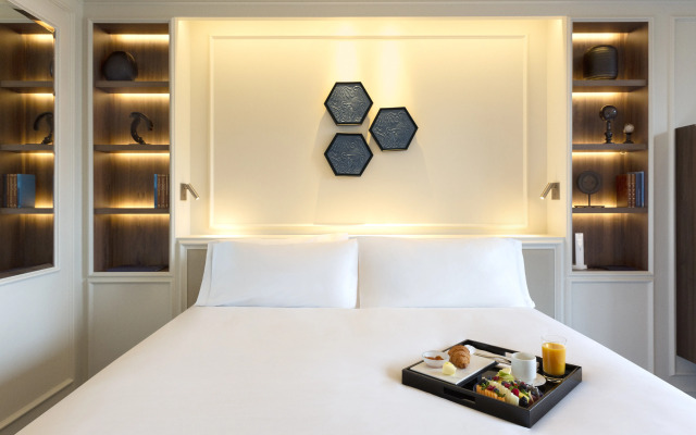 Sofitel Barcelona Skipper