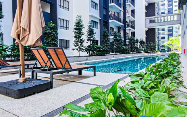 Fluffy Stay at Huni Setia Alam by HCK