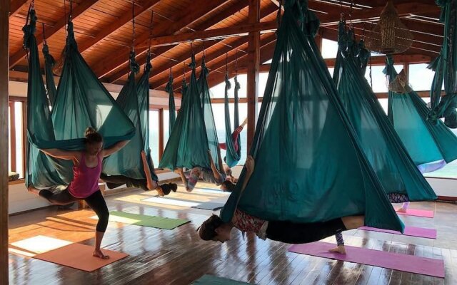 Magnific Rock - Surf Resort & Yoga Retreat Nicaragua - Hostel