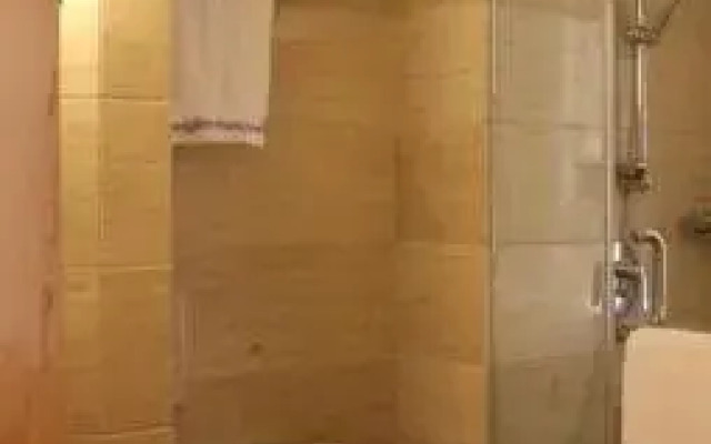 Zhengzhou Hongrui Business Hotel