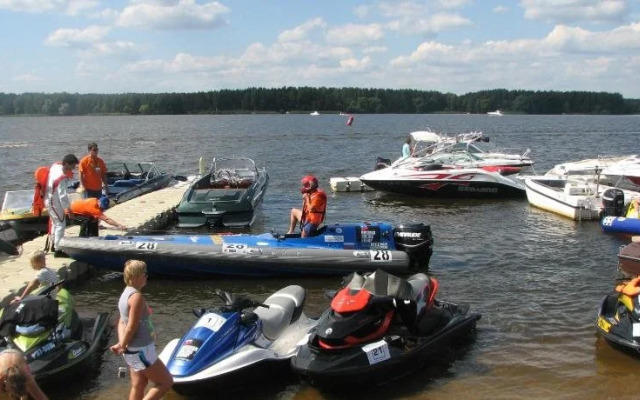 Отель Дафна