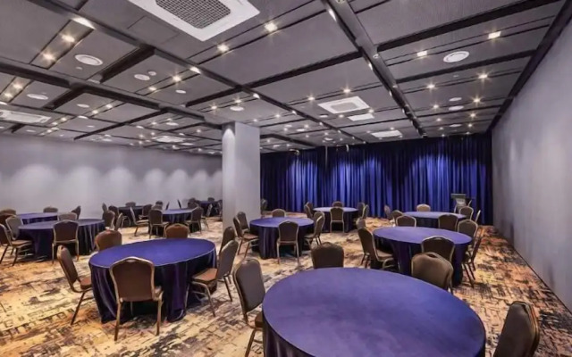 Citadines Connect Hotel Hari Busan