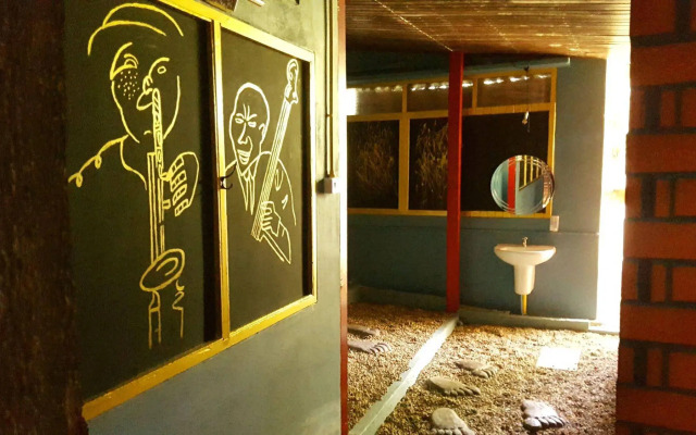 Super Hostel