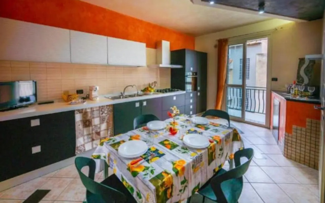 1st Floor Apartment in the City - air Conditioned - Wifi