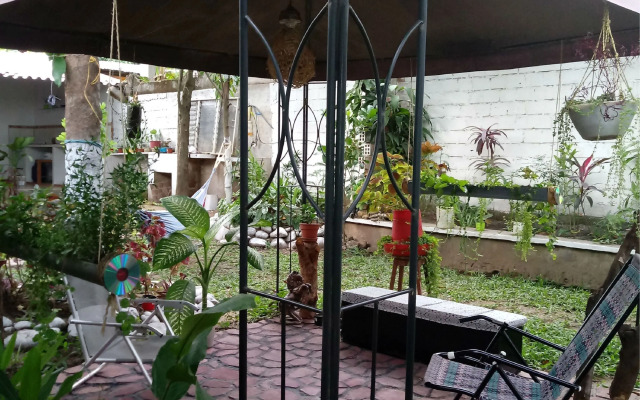 Kitara House Backpackers Hostel