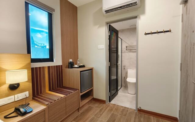 Zoom Hotel