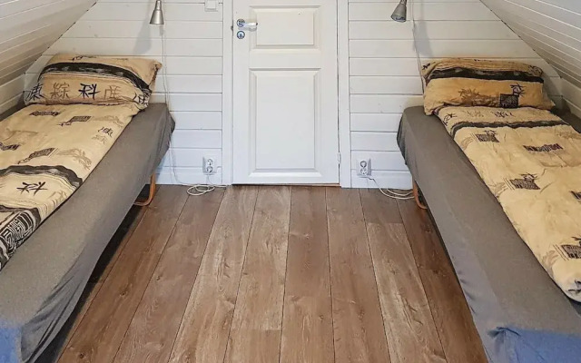 10 Person Holiday Home in Urangsvåg