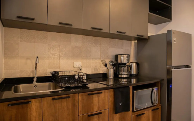 w Impressive 5BR w Terrace in Miraflores