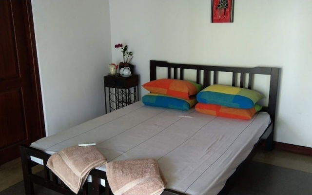 Negombo Holiday Home