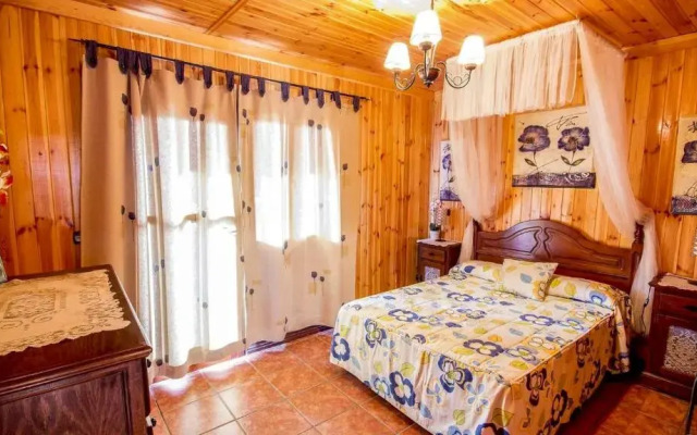 Casa Las Olivas Sayalonga by Ruralidays