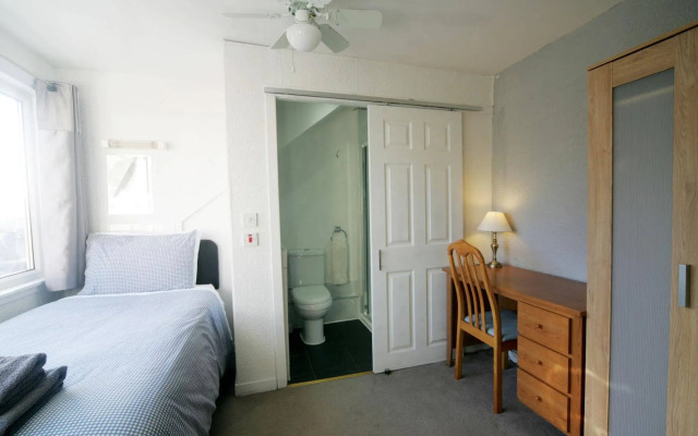 Dean Park Guest House