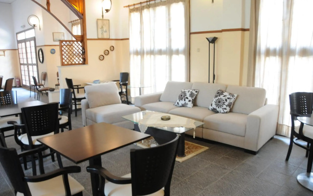 Miranta Hotel - Apartments & Studios