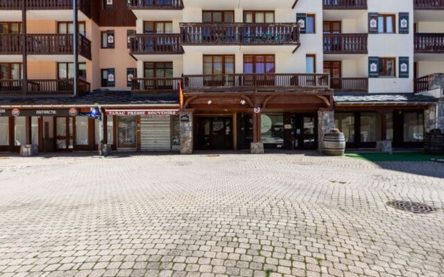 Rond Point des Pistes 9976