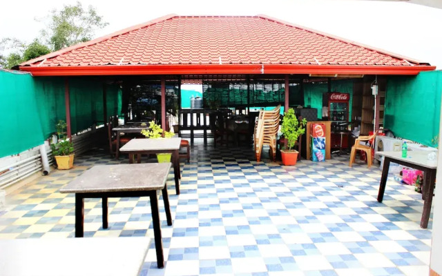 Hotel Ayushman