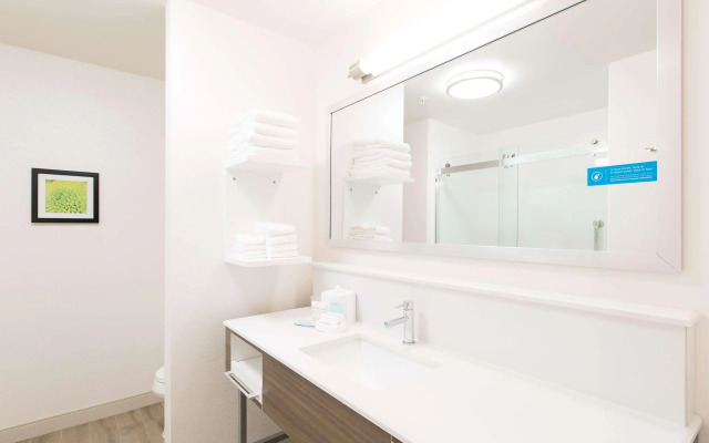 Hampton Inn & Suites Fayetteville
