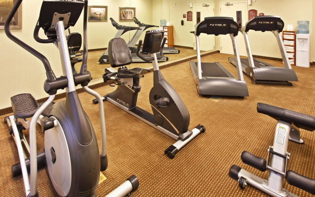 Holiday Inn Express & Suites West by IHG