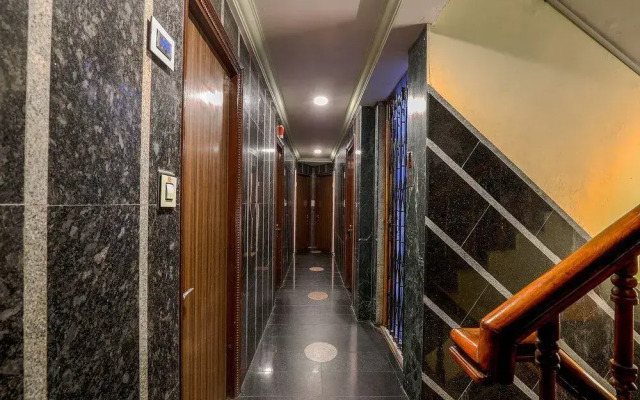 Oyo 12680 Hotel Sitara Grand