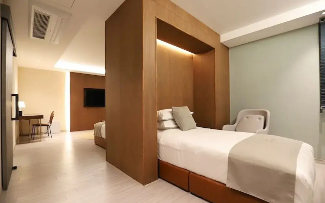 Dongdaegu Station Eastern Hotel