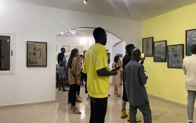 Loman Art House