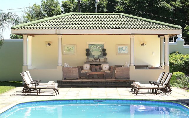 Valley Lodge
