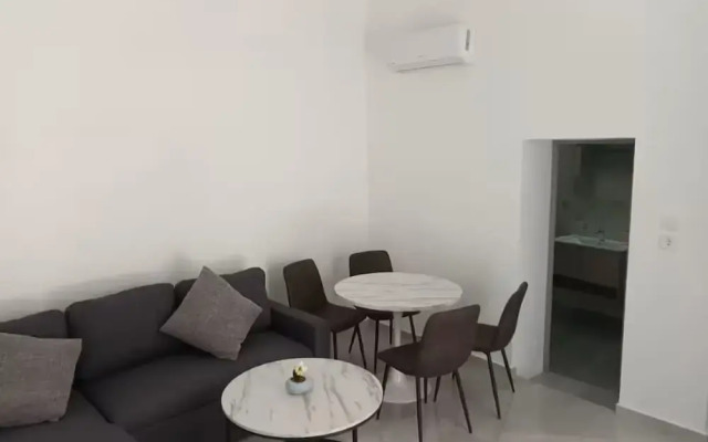 The Sun House in Paradisi