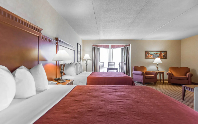 Quality Inn & Suites Bay Front