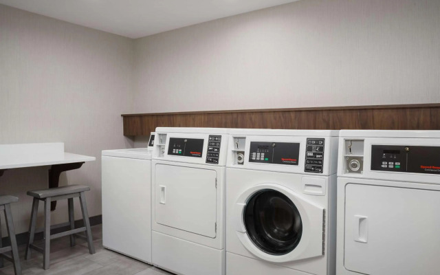 Hampton Inn & Suites Naples South