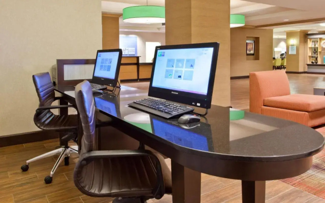 Holiday Inn Express & Suites Huntsville West - Research PK