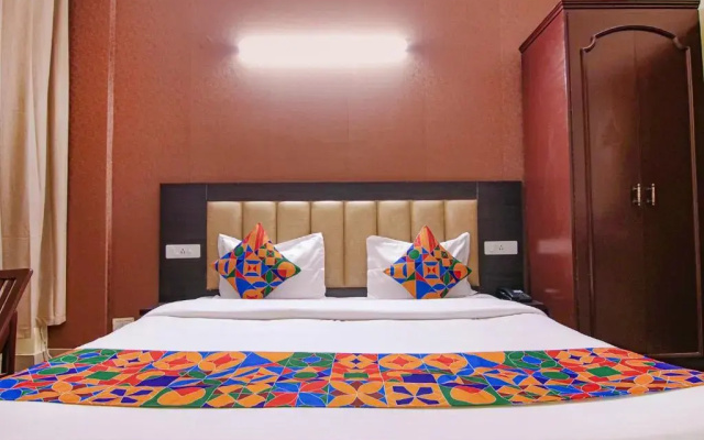 Fabhotel Town Pride