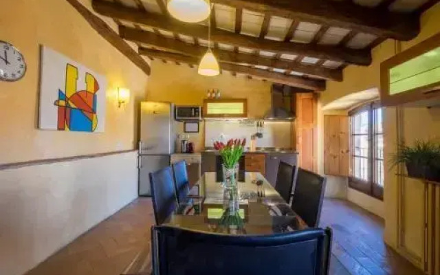 Can Felip Apartments