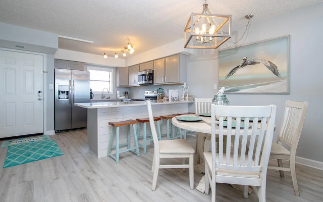 Seaside Beach & Racquet 4708