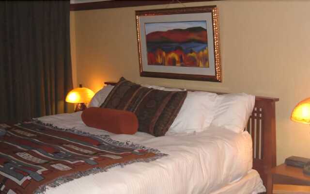 Inn of the Beachcomber