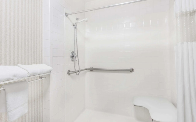 Ramada by Wyndham Macon