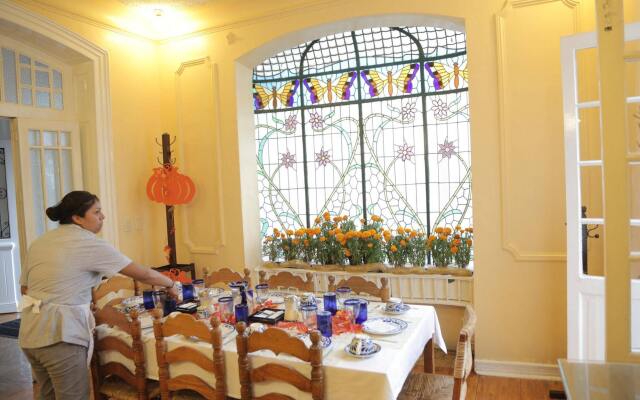 Hotel Casa González