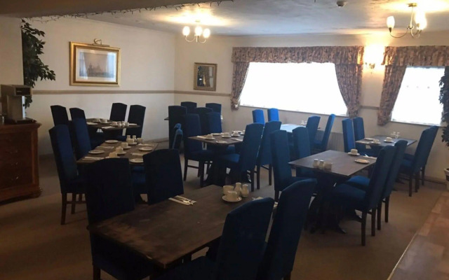 County Hotel