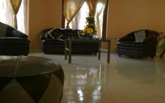 B & B Home Stay