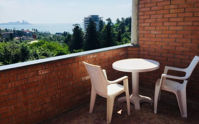 Sunny Hotel