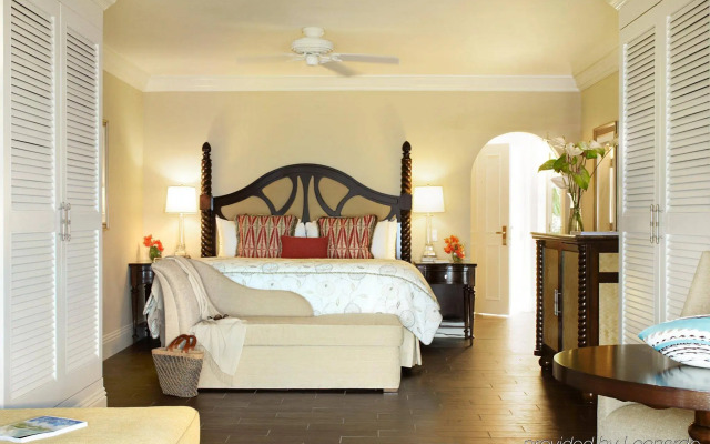 Fairmont Royal Pavilion