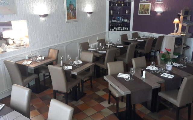Hôtel Restaurant le Commerce